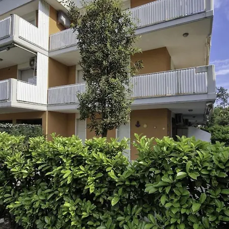 Spacious Flat Surrounded By Nature - Beahost Lägenhet
