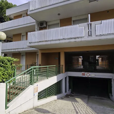 Apartment Spacious Flat Surrounded By Nature - Beahost *